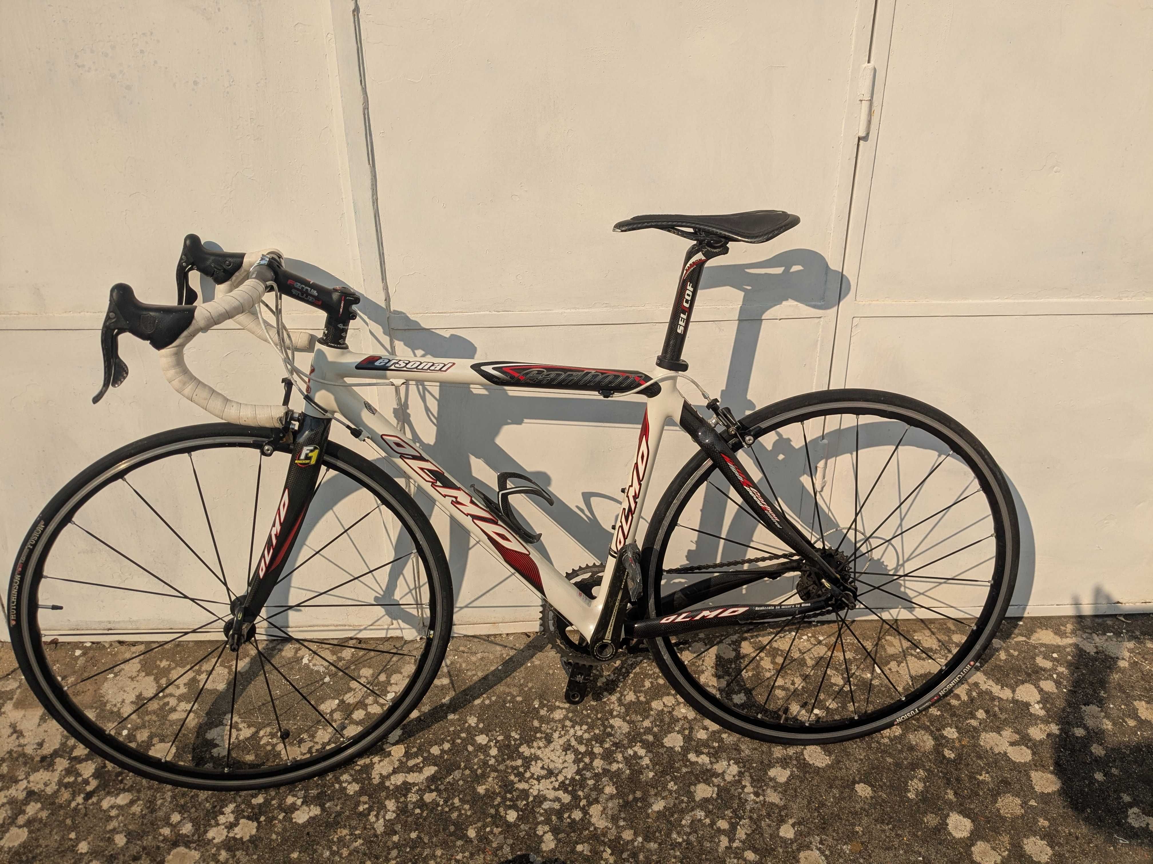 Bicicleta de competição Olmo