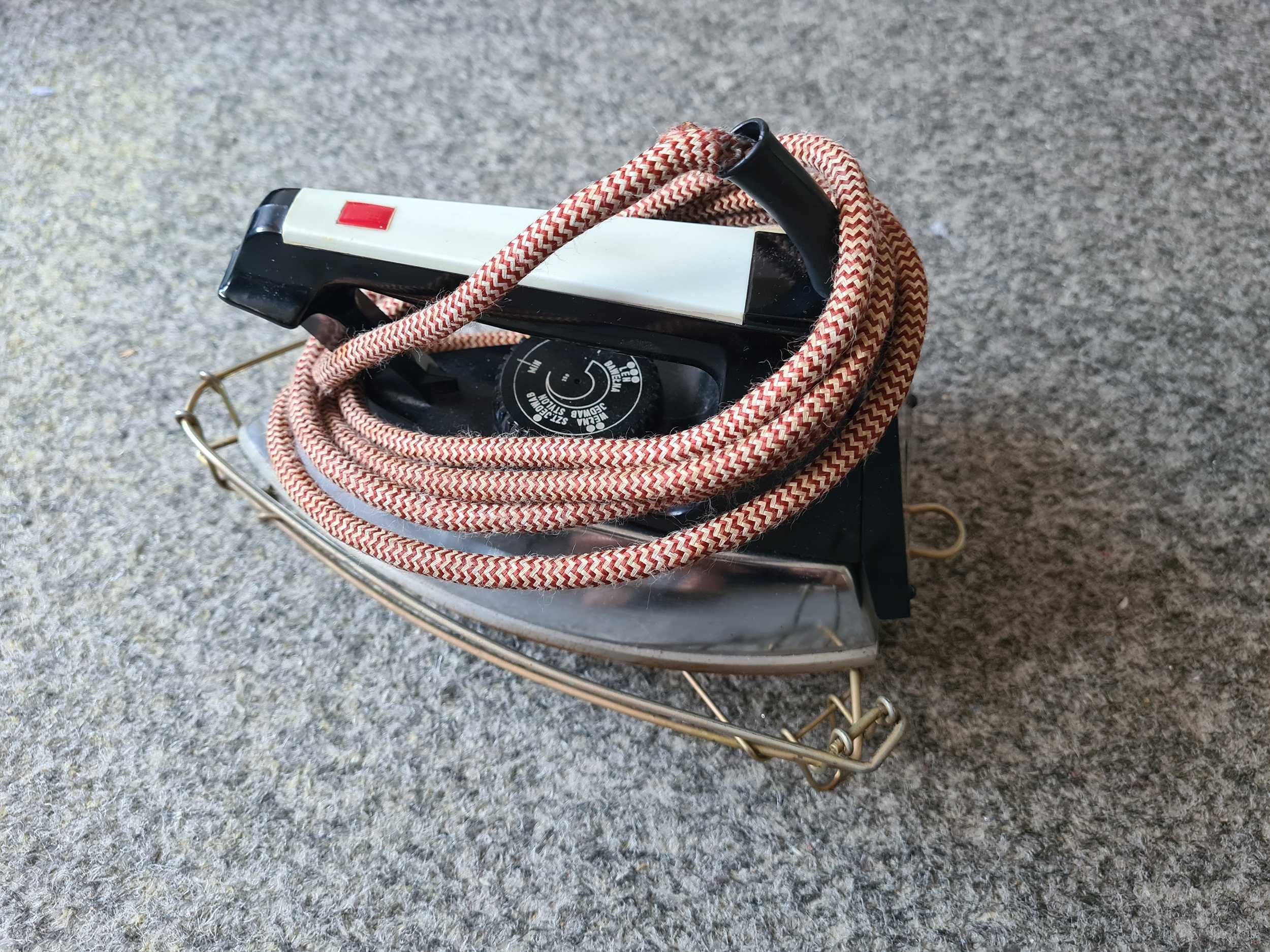 Żelazko Dezamet SBM47 1000W Typ227