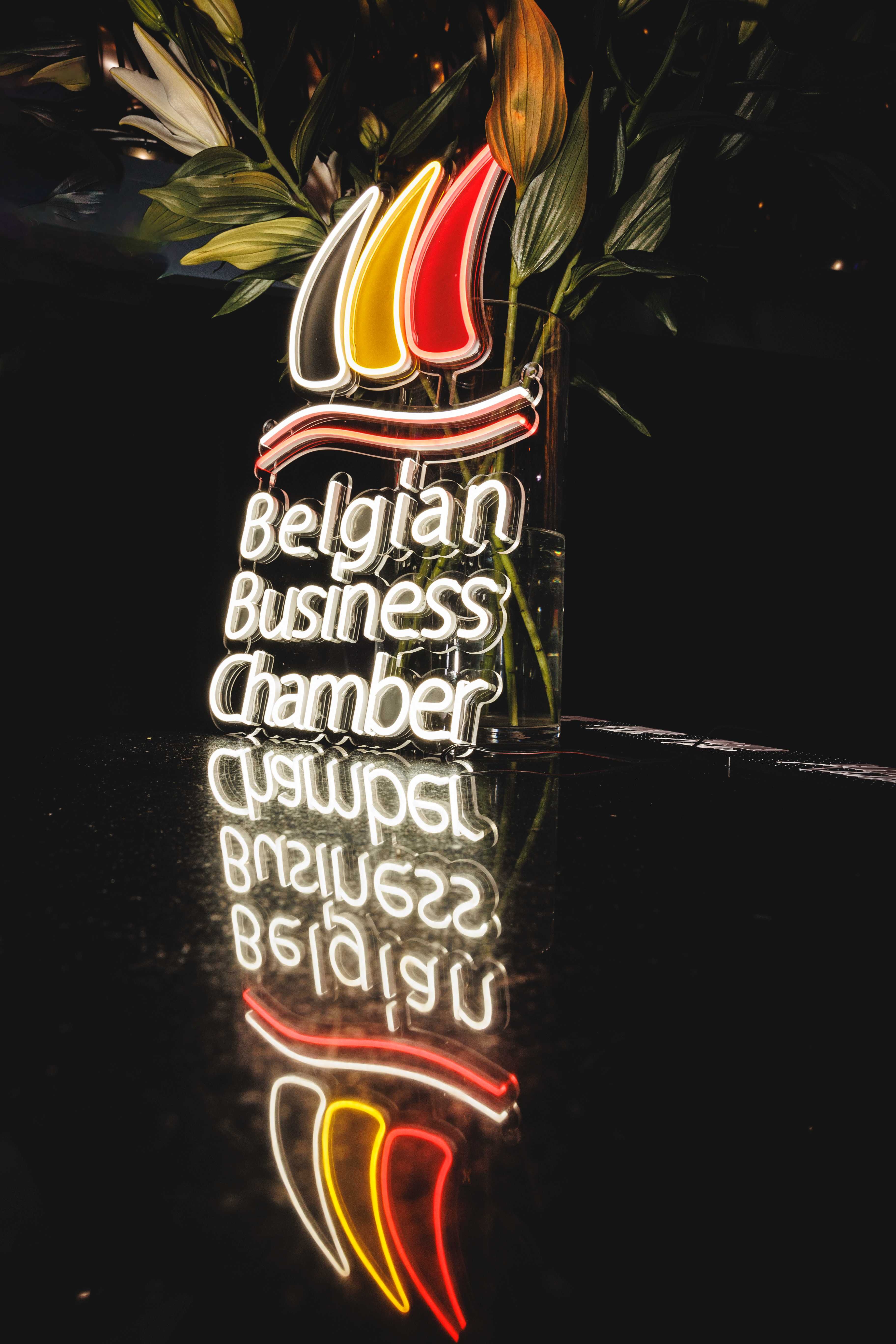 Neon LED na zamówienie – napis, imię, cytat, logo, dekoracja świetlna