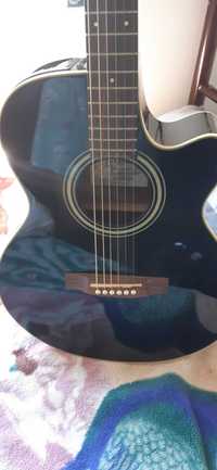 Guitarra Takamine