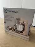 Nowy Robot Kuchenny Electrolux Assistent EKM5570 Piaskowy  1200W