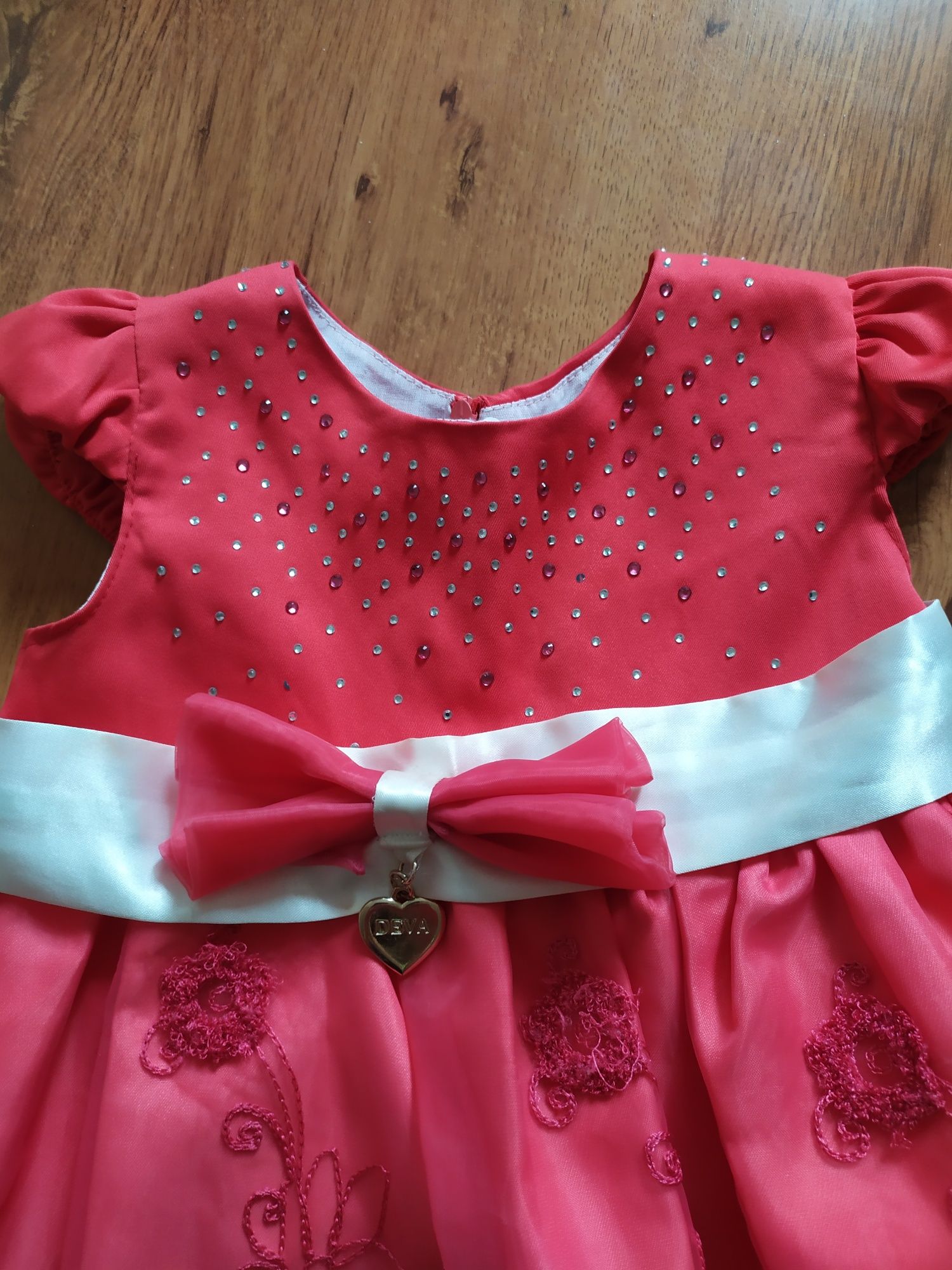 Сукня червона Платье нарядное красное на 3-5 лет