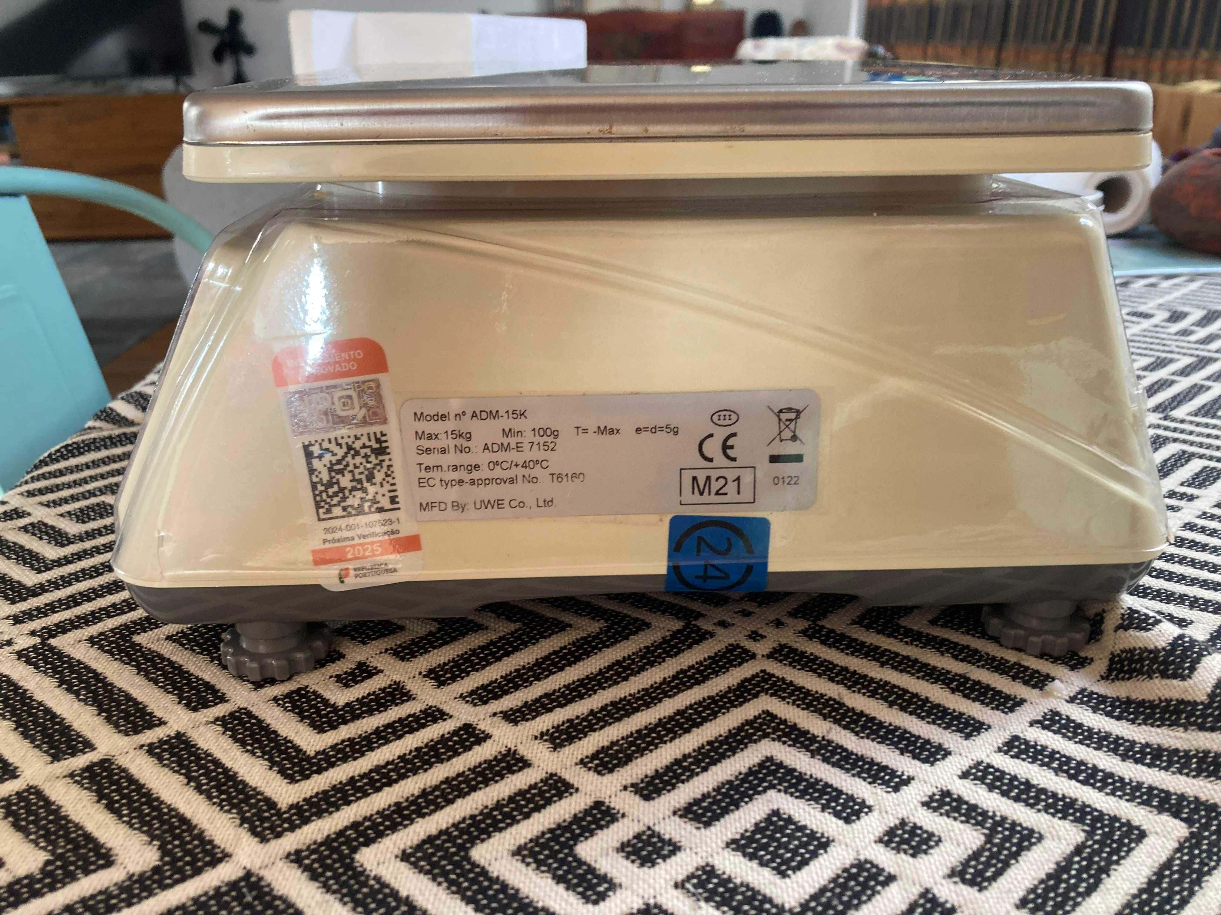 Balança de Balcão Lybra até 15kg