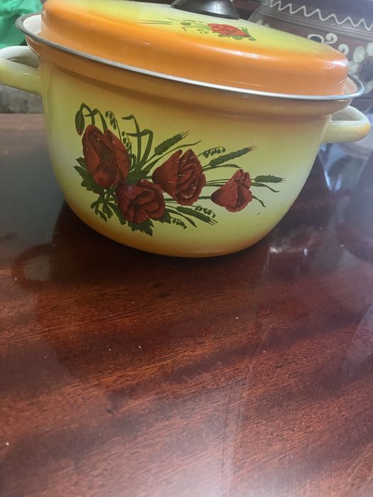 Кастрюля емалірована