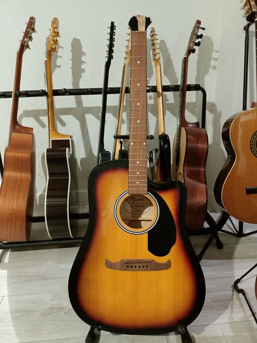 Gitara Elektroakustyczna Fender FA-125CE - Uszkodzona