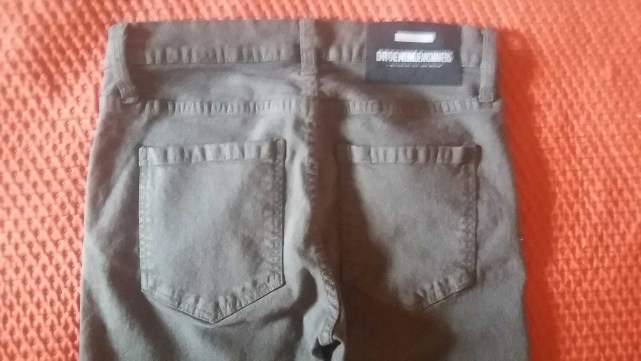 Spodnie khaki rozmiar 29/32 Dr Denim jeanswear
