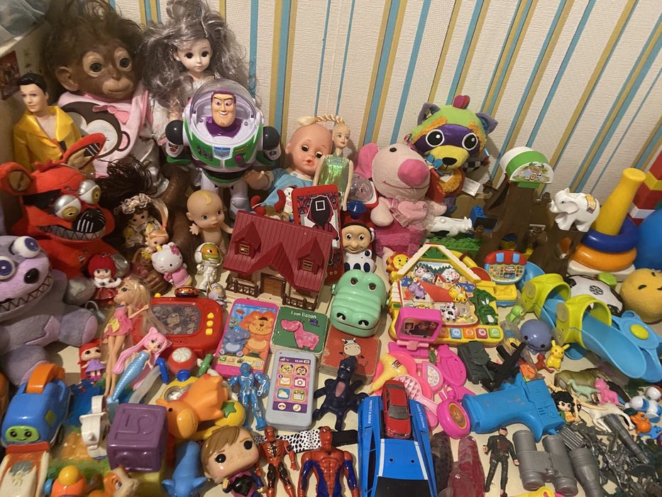 Іграшки дитячі реборн ляльки солдатики музичні інтерактивні терміново