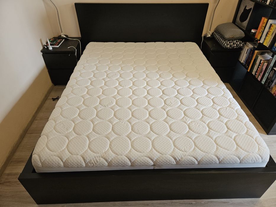 MALM Łóżko Ikea / Rama łóżka z 4 szufladami czarny kolor, 160x200 cm