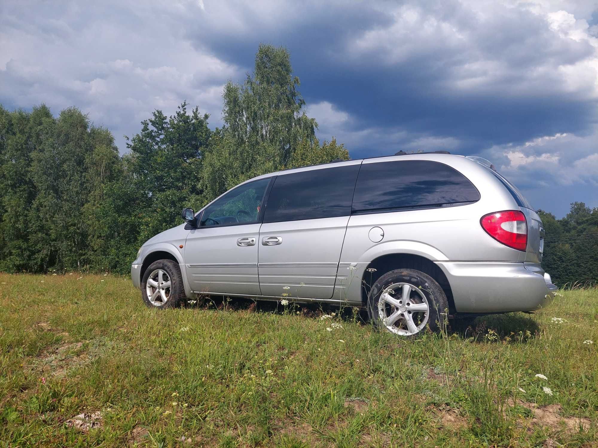Sprzedam Chrysler grand voyager 3.3 V6  4x4