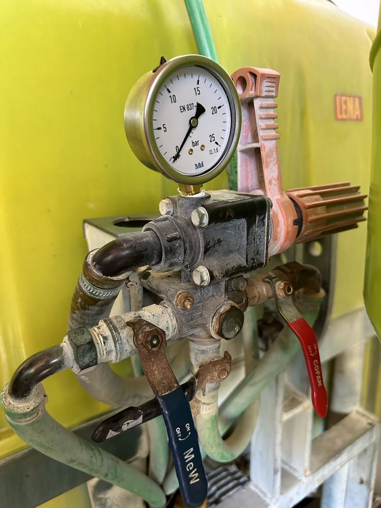 Pulverizador 600L Turbina