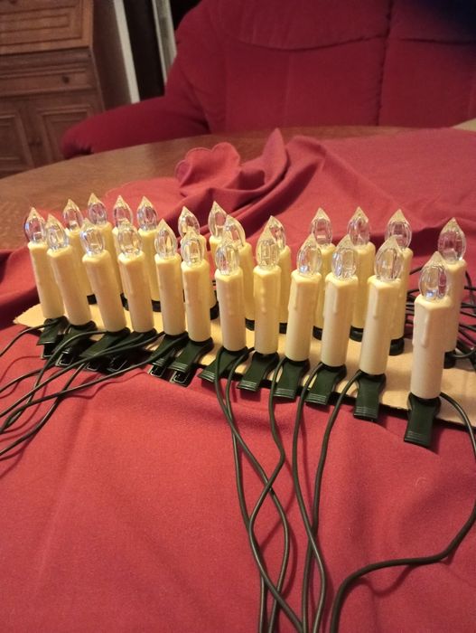 Kolorowe lampki choinkowe