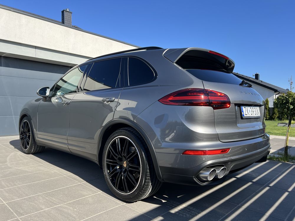 Porsche Cayenne S 4.2 tdi hebasto radar pneumatyka kamera