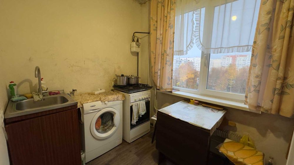 3 ком. квартира, Салтовка, 521 мрн. ул.Академика Павлова,м. Студетська