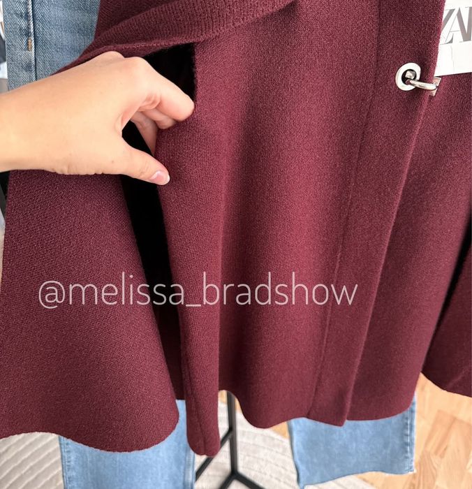 Трендовий кейп Zara