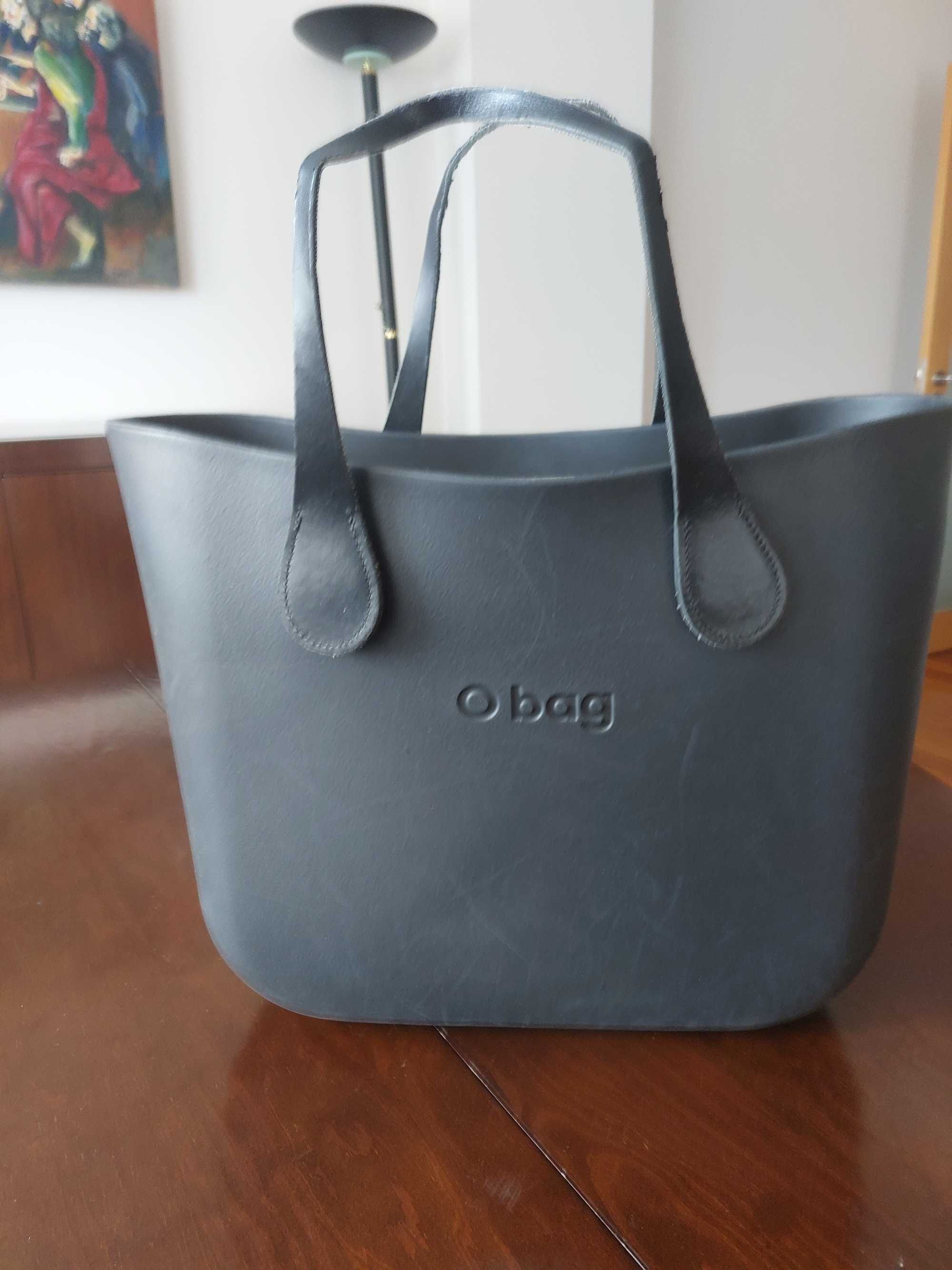 Mala O Bag preta
