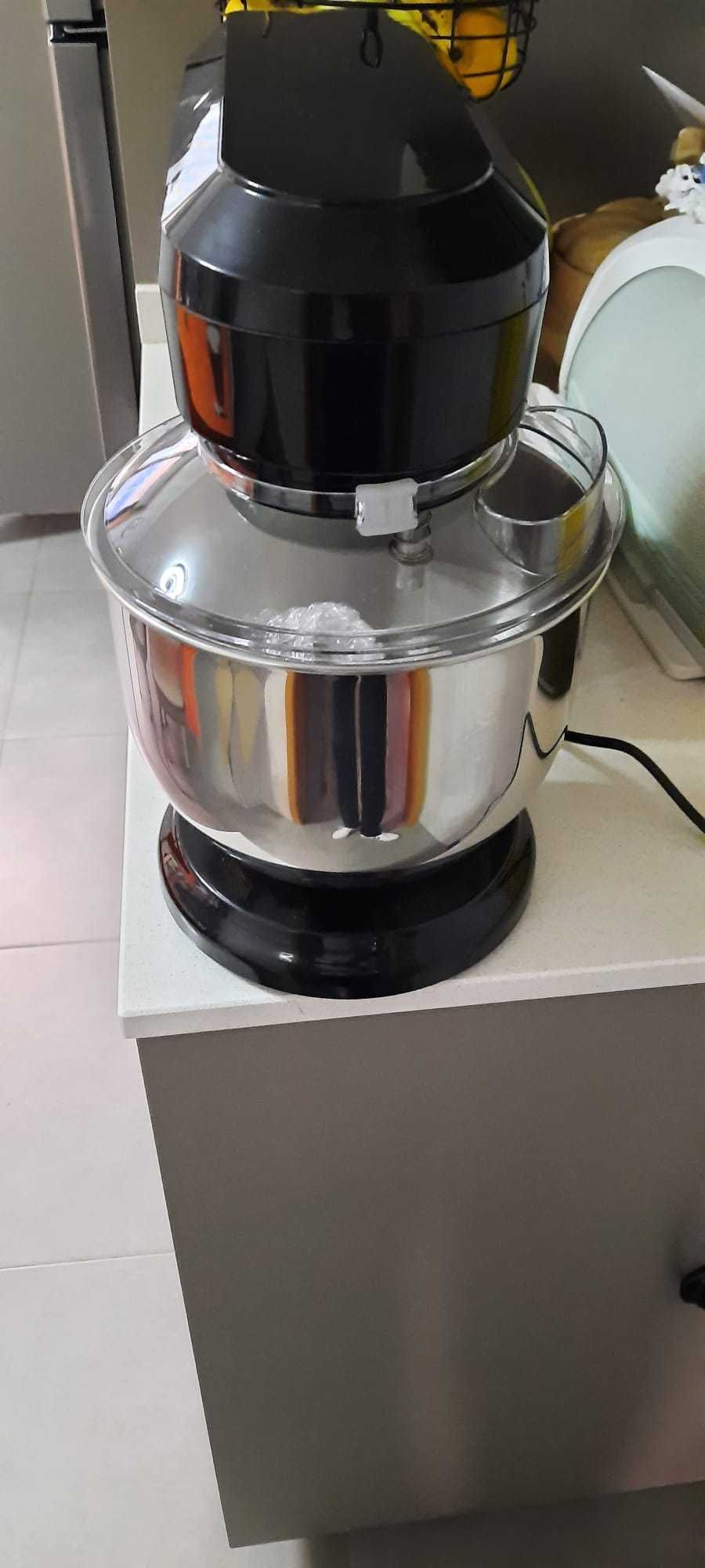 Vendo robô de cozinha com garantia