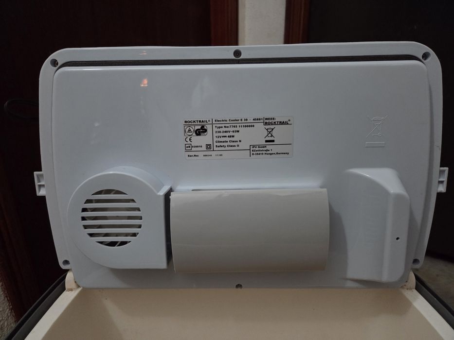 Vendo geleira eléctrica Rocktrail 48 L
