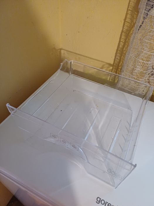 Zamrażarką 3 szuflady