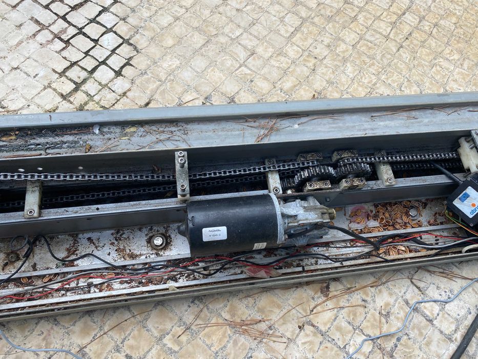 Motor para cobertura de piscina (Abrisud)