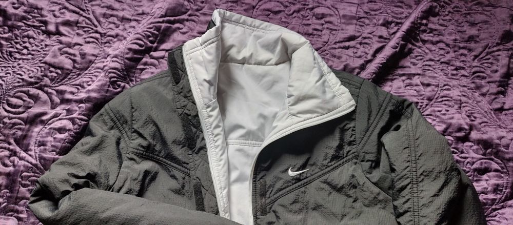 Kurtka Nike dwustronna czarno biała