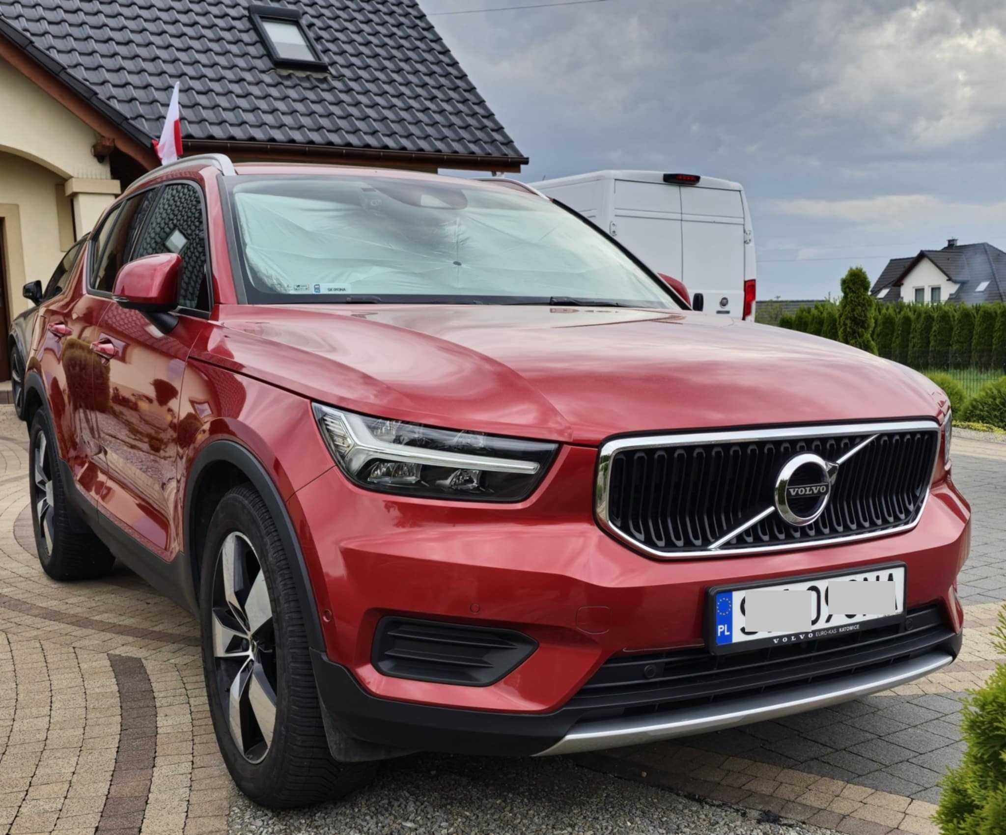 Volvo XC40 CEGLANA CZERWIEŃ zadbany BOGATO wyposażony