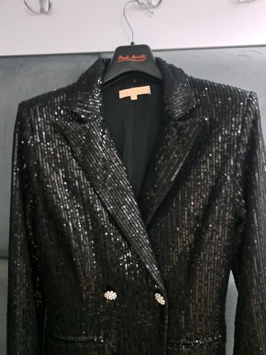 Garnitur w cekiny,nowy z metką