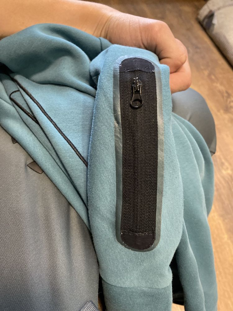 Nike tech fleece