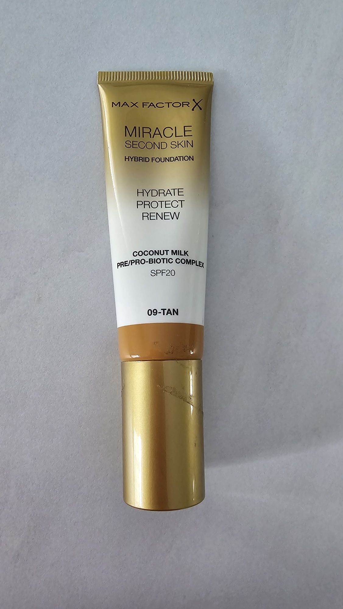 Max Factor miracle second skin hybrid foundation 09 tan podkład