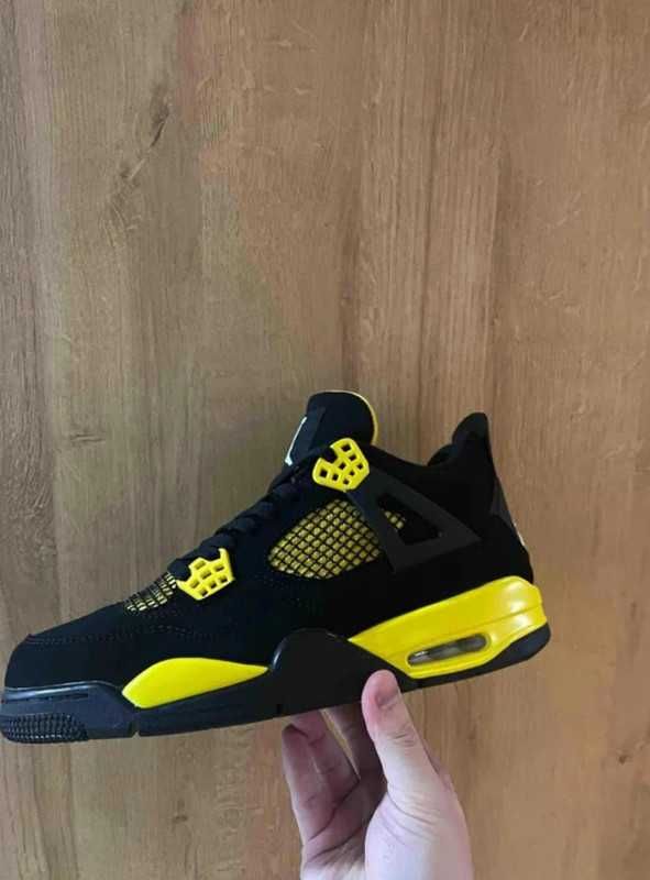 NikeAir Jordan4Retro R.42