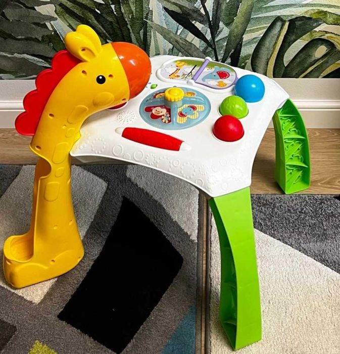 Fisher-Price Stolik interaktywny.