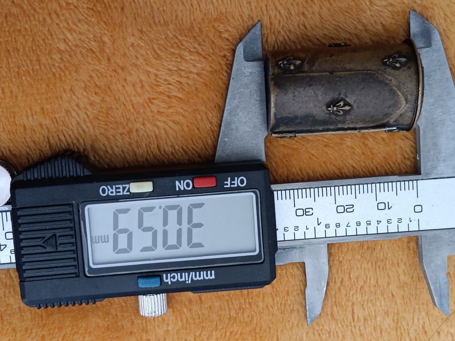 Zabytkowy relikwiarz