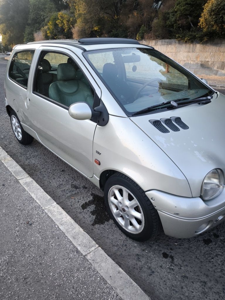 Renault Twingo initiale teto panorâmico