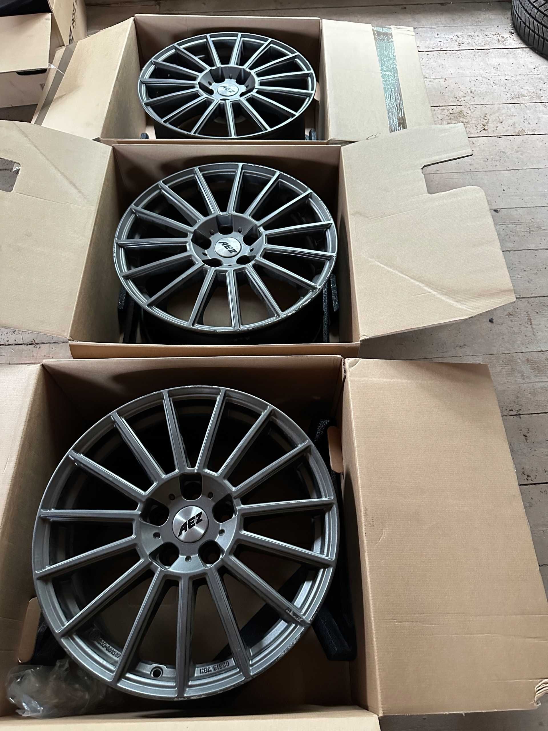 Felga aluminiowa AEZ Steam graphite 8.5"x18" 5x114,3 ET38 Tesla Model3