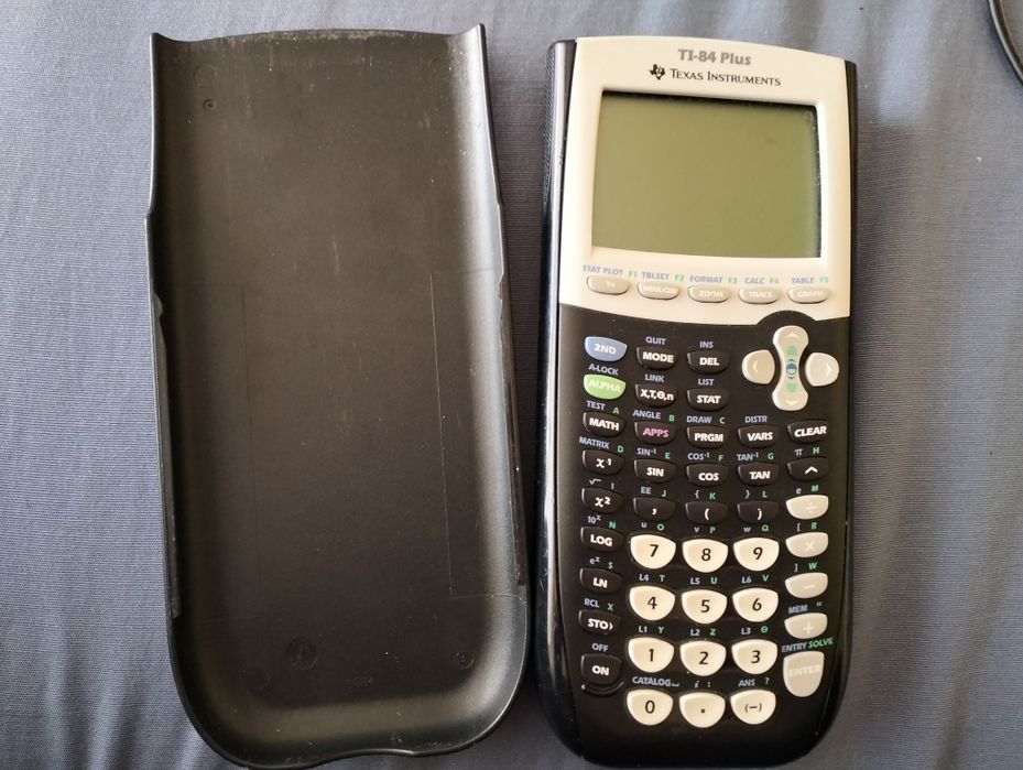 Maquina de calcular científica Texas Instruments TI-84 Plus