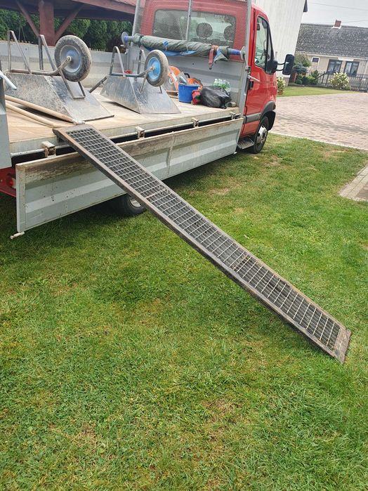 Stalowe najazdy 2,5m