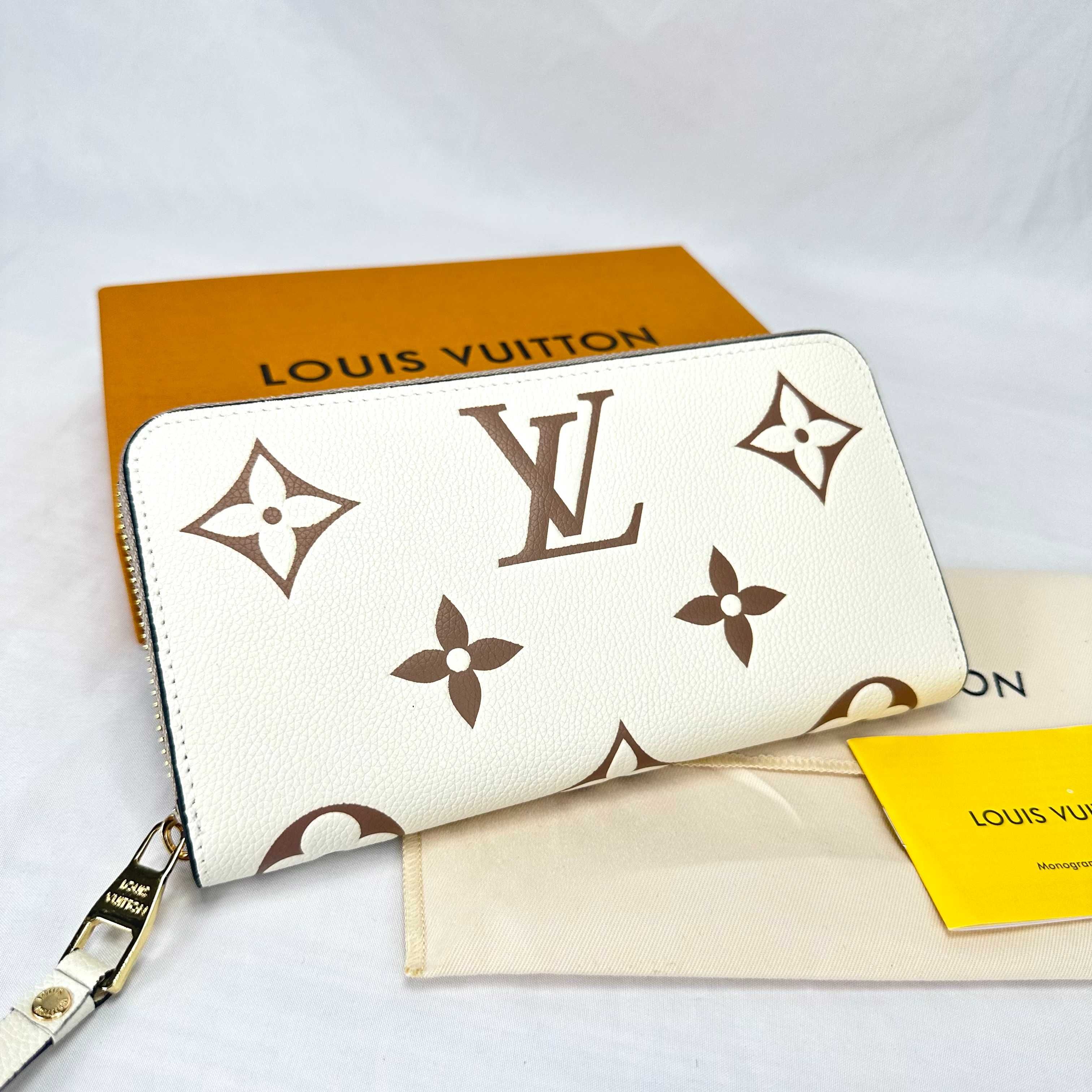 LOUIS VUITTON Długi portfel z portmonetką