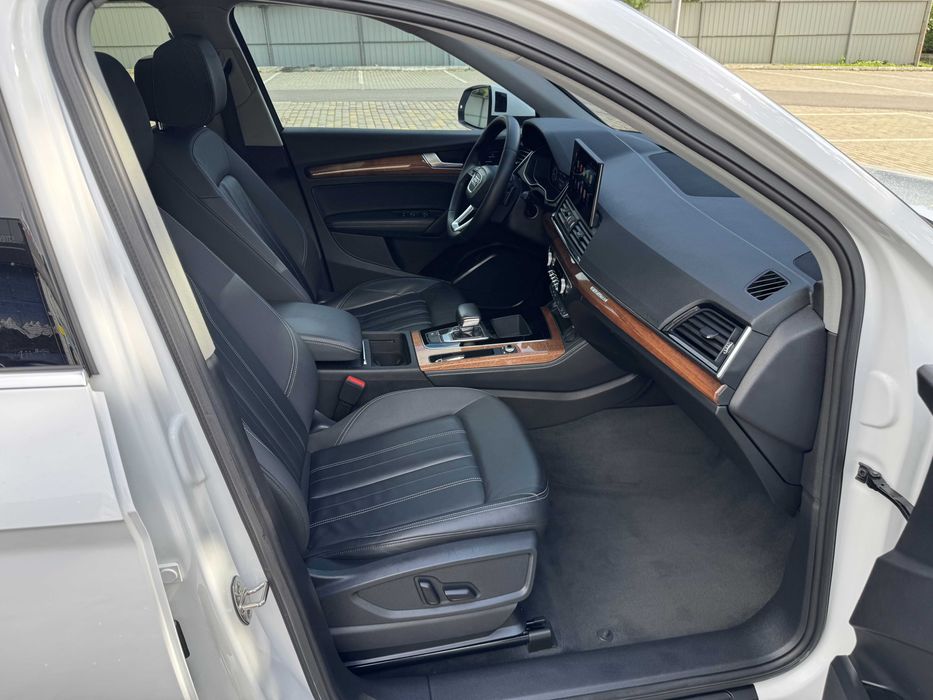 Audi Q5 2021 Свіжопригнана гібрид