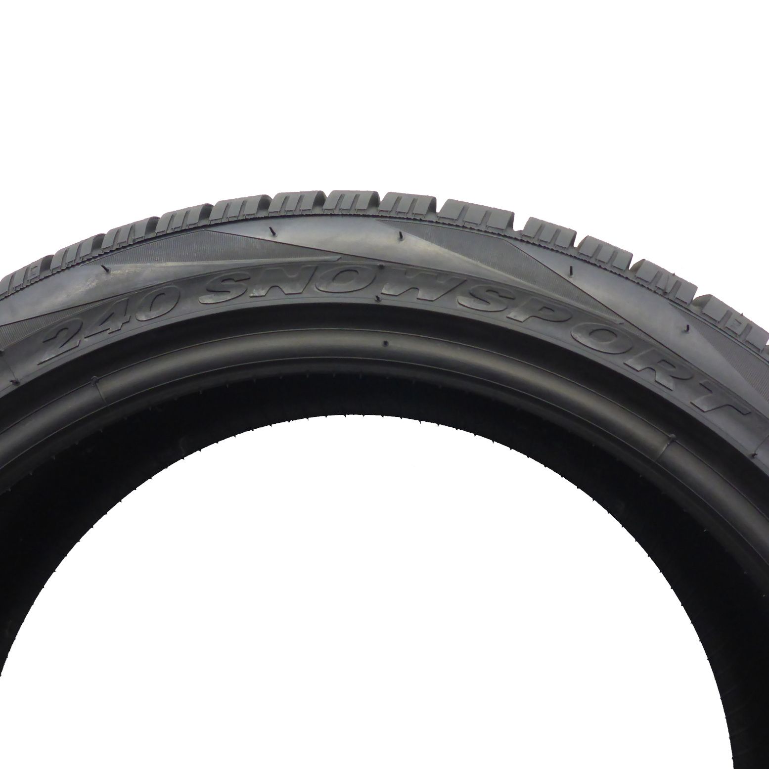 225/40/18 Pirelli 225/40R18 92V XL SnoSport 240 N3 Zima 2015 8mm