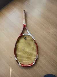 Rakieta tenisowa firmy Yonex