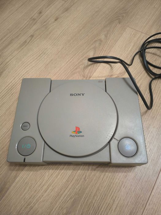 Konsola PlayStation ps1 PSX sprawna SCPH9002
