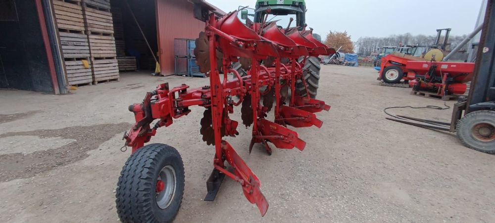 Pług obrotowy Niemeyer delta 4 skibowy