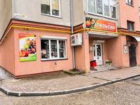 Продаж 3-к кв Кардинала Любачівського  СИРЕЦЬ. Гараж в будинку.