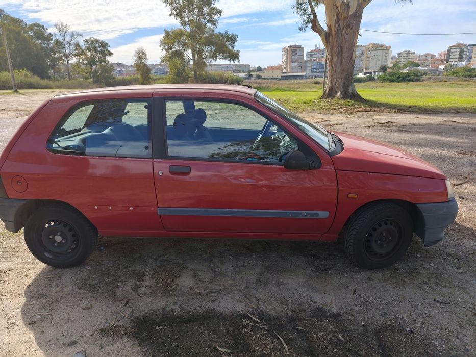 Renault Clio 1200 gasolina de 1995