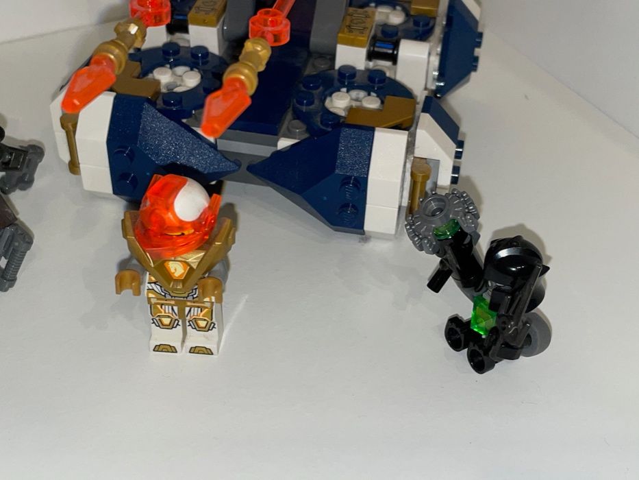 Lego 72001 Nexo Knights Bojowy Poduszkowiec Lance’a