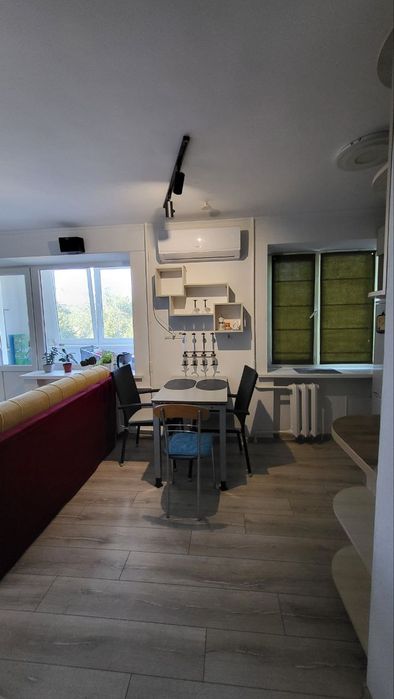 Продаж 2к квартири Космос Комарова Висотна