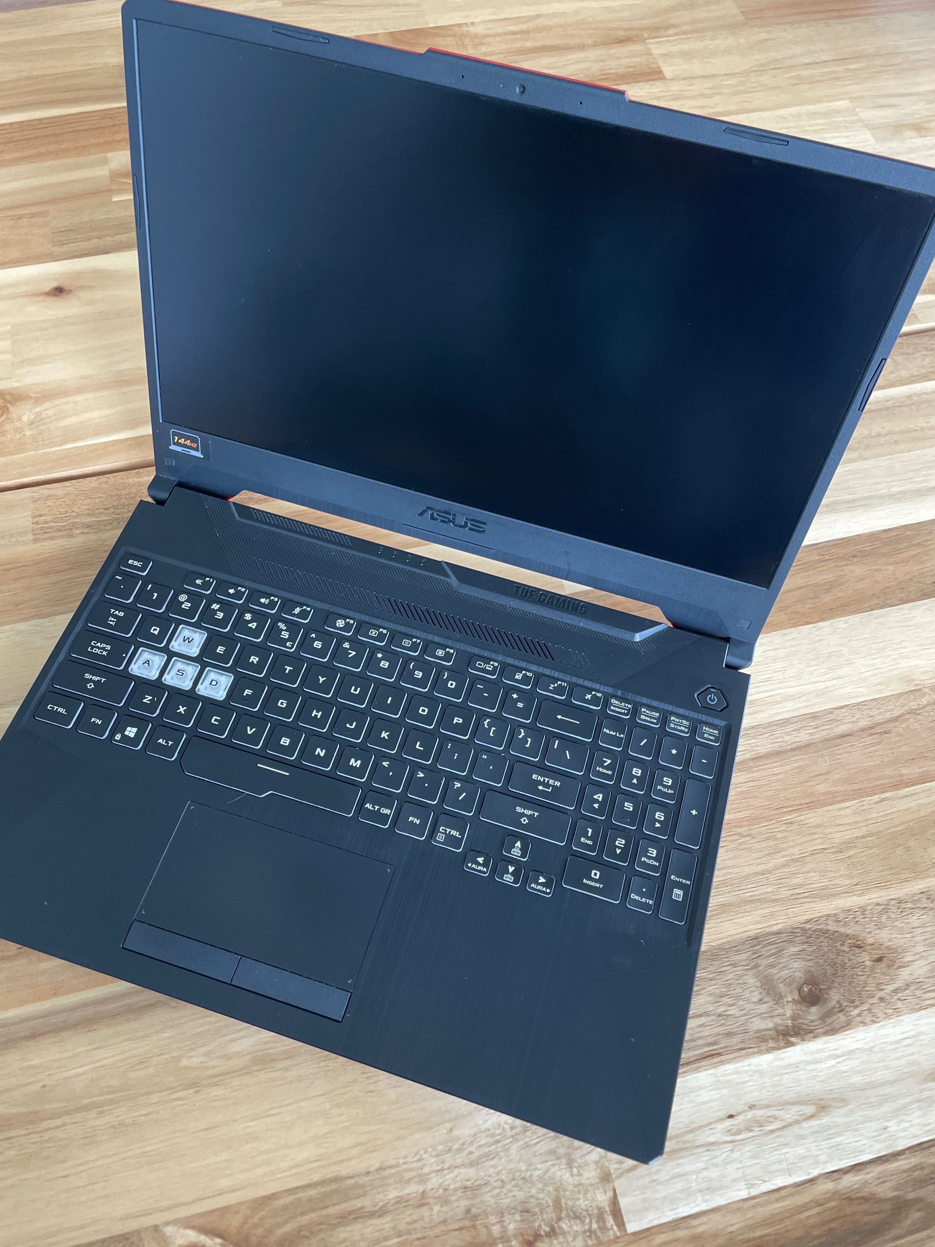 Laptop ASUS TUF Gaming F15 i5-10300H/16GB/512/Win11 GTX