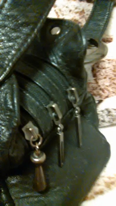 Продам сумку женская кожаную «Silver Rose” черного цвета