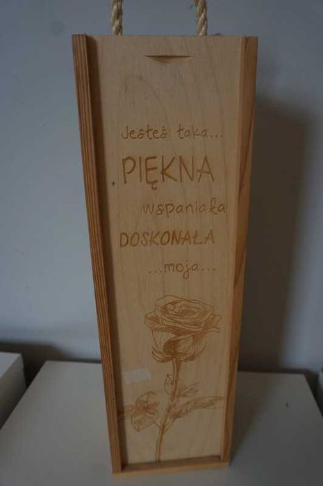 NOWE 2 szt. skrzynka na wino z grawerem na prezent