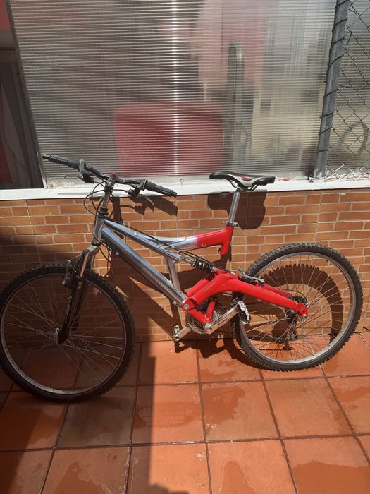 Bicicleta BTT Roda 26