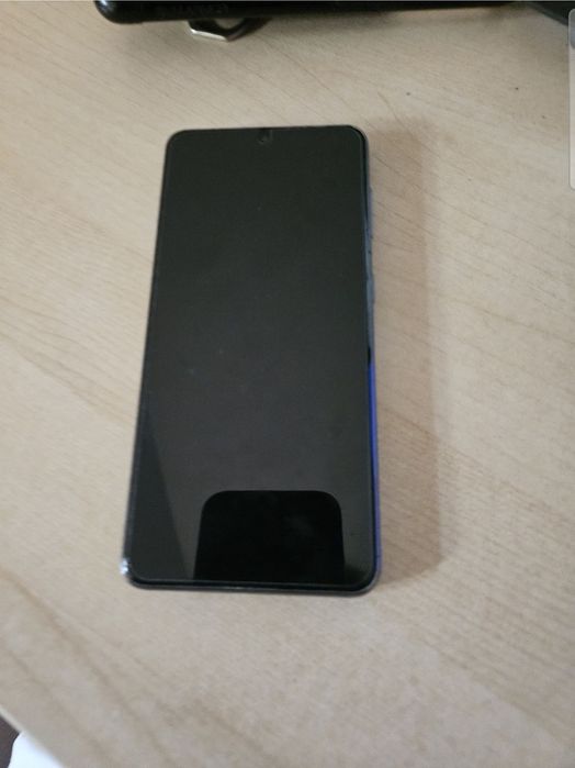 Sprzedam samsung galaxy s21